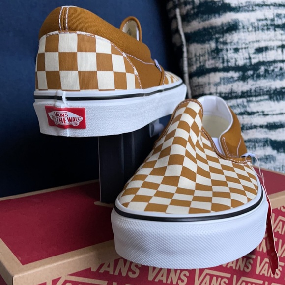 Vans Classic Slip-On Checkerboard Golden Brown/True White MENS - Picture 10 of 16